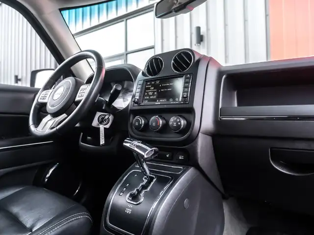 2016 Jeep Patriot High Altitude - One Owner | Remote Start | 4x4 - Photo 19