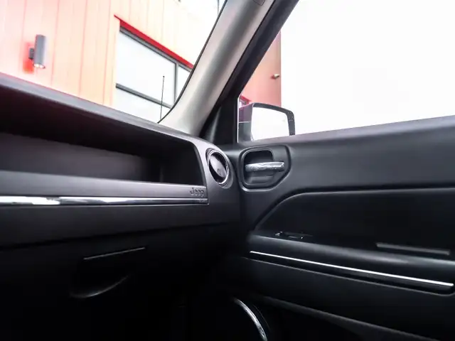 2016 Jeep Patriot High Altitude - One Owner | Remote Start | 4x4 - Photo 20