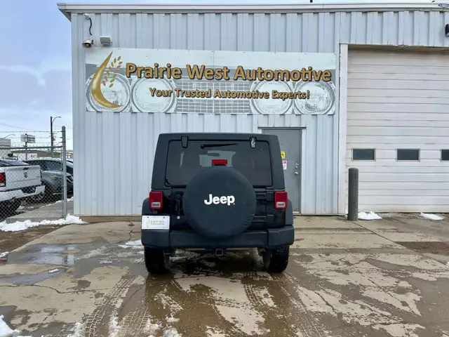 2014 Jeep WRANGLER UNLIMITED Sport - Photo 6