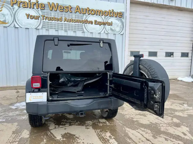 2014 Jeep WRANGLER UNLIMITED Sport - Photo 7