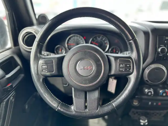 2014 Jeep WRANGLER UNLIMITED Sport - Photo 13