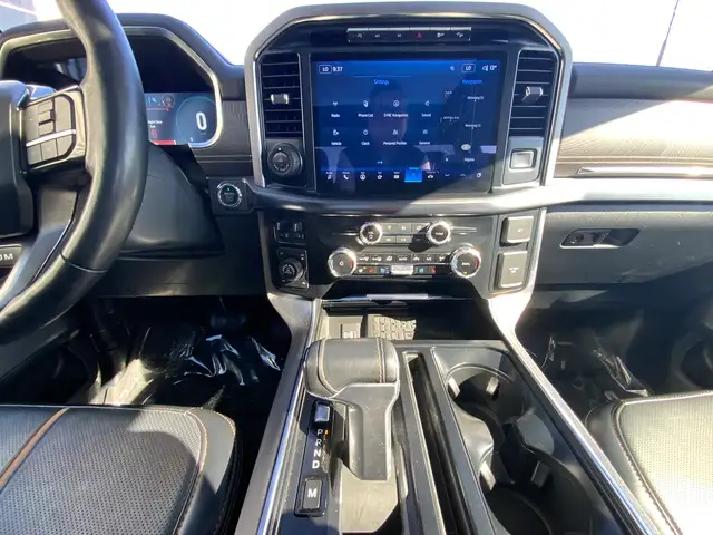 2023 Ford F150 PLATINUM Crew 4x4 FX4 | Heated and Cooled Bucket - Photo 20