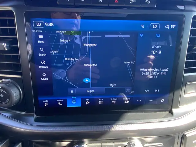 2023 Ford F150 PLATINUM Crew 4x4 FX4 | Heated and Cooled Bucket - Photo 21