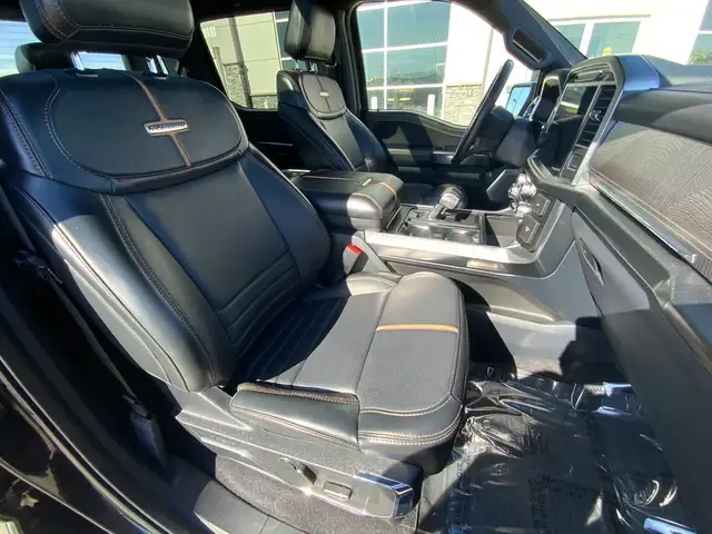2023 Ford F150 PLATINUM Crew 4x4 FX4 | Heated and Cooled Bucket - Photo 25