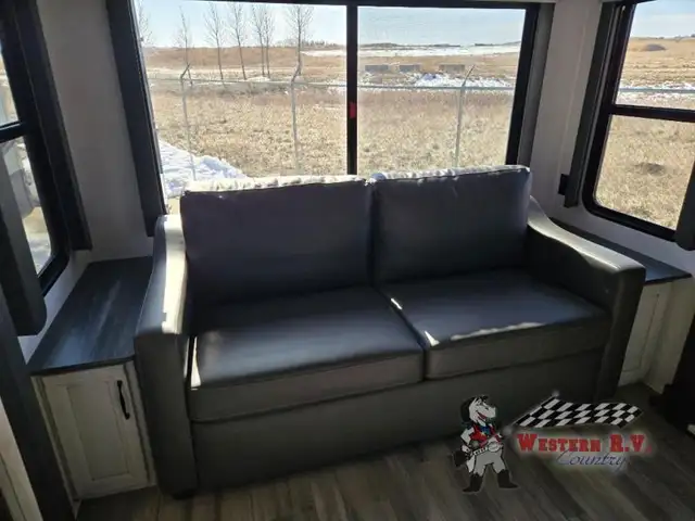 2024 Keystone RV Sprinter Limited 3590LFT - Photo 13