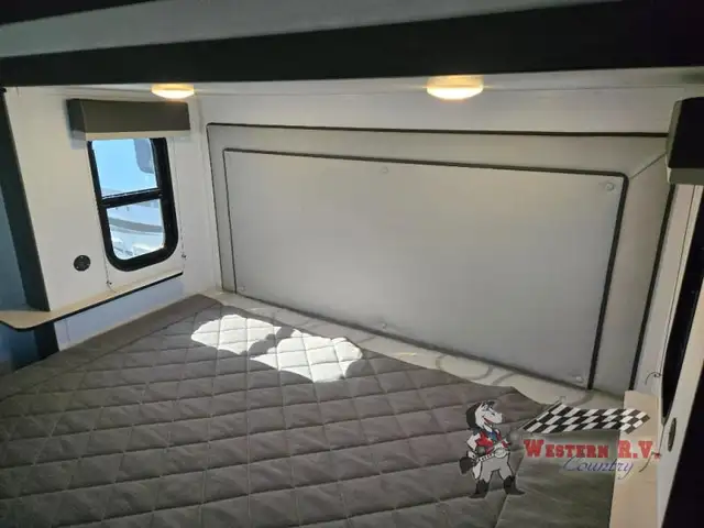 2024 Keystone RV Sprinter Limited 3590LFT - Photo 26