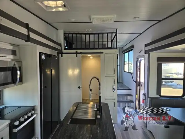 2024 Keystone RV Sprinter Limited 3590LFT - Photo 33