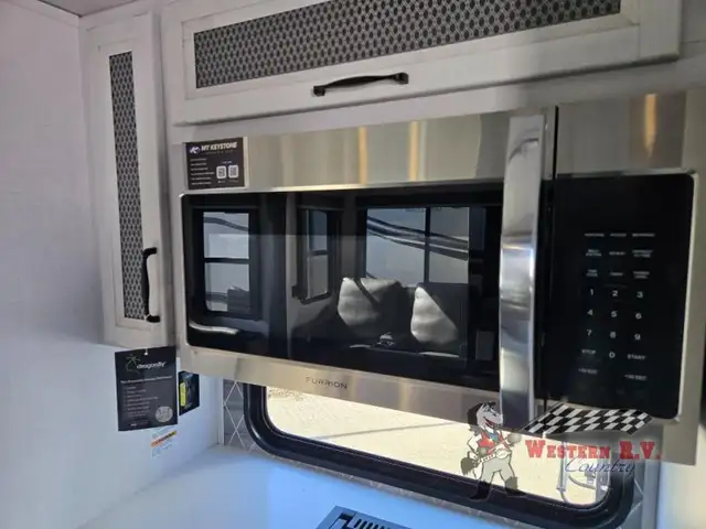 2024 Keystone RV Sprinter Limited 3590LFT - Photo 36