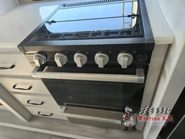 2024 Keystone RV Sprinter Limited 3590LFT - Photo 37