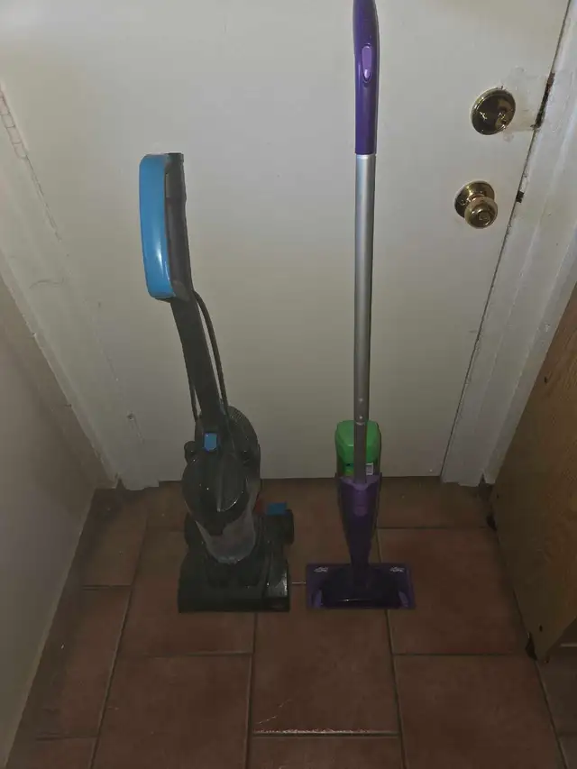 aspirateur bissell et swiffer wetjet fonctionne bien