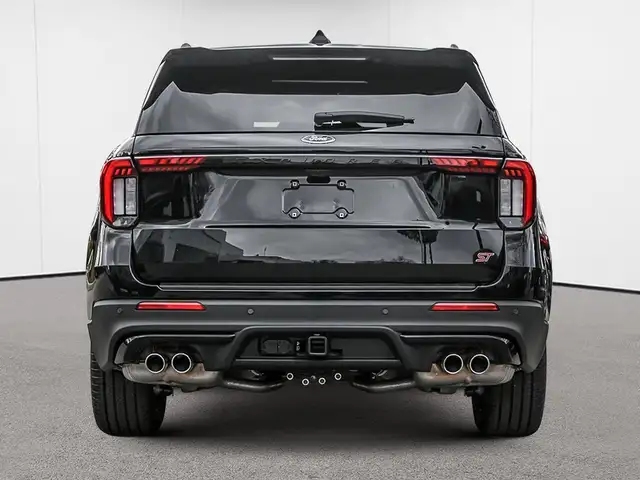 2026 Ford Explorer ST - Photo 6