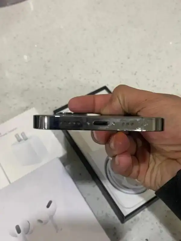 iPhone 12 PRO 512GB Unlocked - Mint Condition! - Photo 6