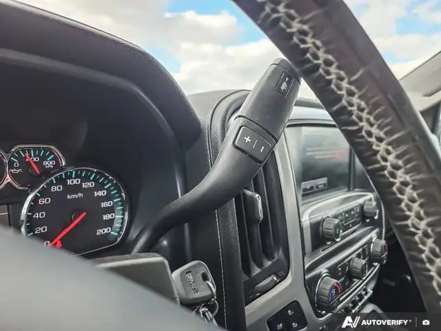 2018 GMC Sierra 2500HD SLT - Photo 17