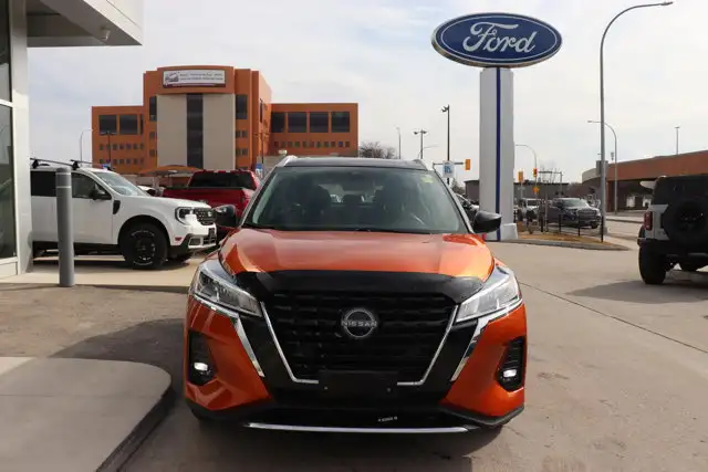 2023 Nissan Kicks SV - Photo 2