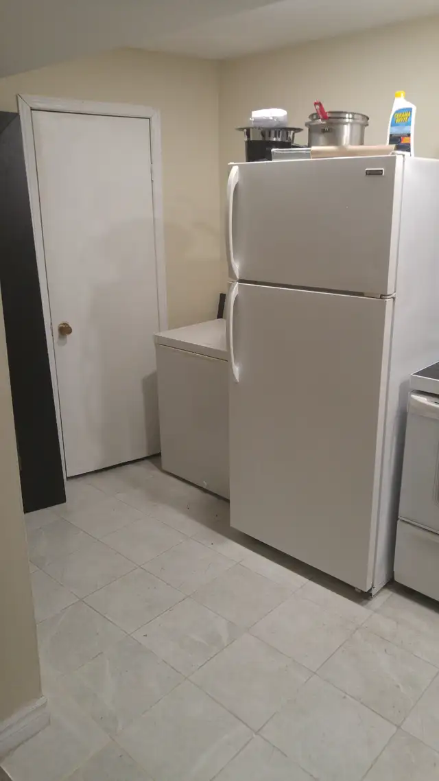 Room For Rent Near Humber Collage - Photo 4