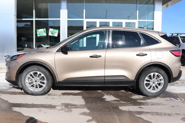 2020 Ford Escape S FWD - Photo 3