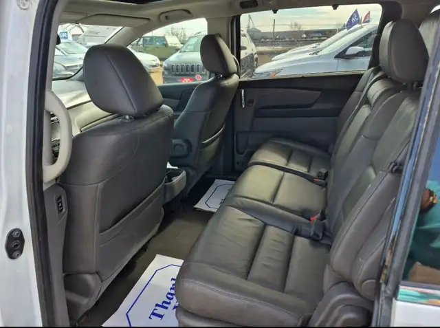 2015 Honda Odyssey - Photo 16
