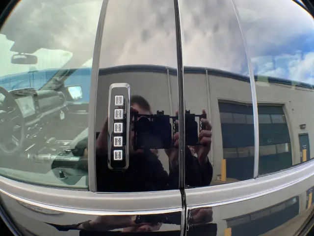 2026 Ford F-150 Lariat 501A - Photo 34
