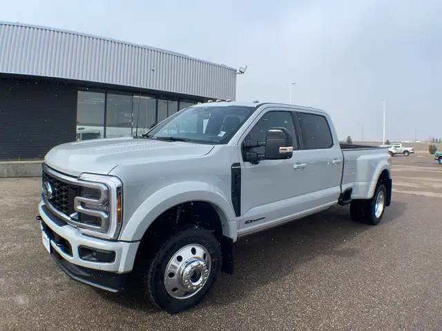 2026 Ford Super Duty F-450 Dually Platinum FX4 773A