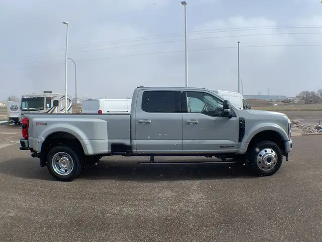 2026 Ford Super Duty F-450 Dually Platinum FX4 773A - Photo 6