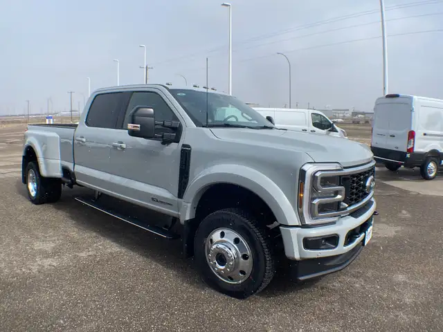 2026 Ford Super Duty F-450 Dually Platinum FX4 773A - Photo 7