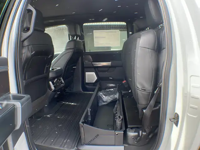 2026 Ford Super Duty F-450 Dually Platinum FX4 773A - Photo 24