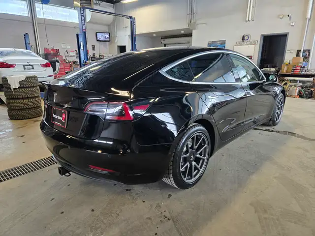 2019 Tesla Model 3 Full Self Driving Package Included! - Photo 5