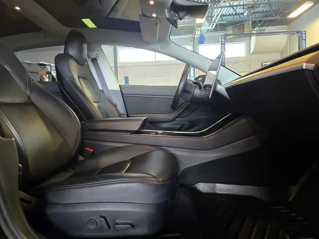 2019 Tesla Model 3 Full Self Driving Package Included! - Photo 13