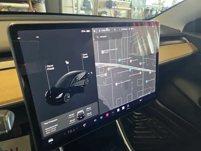 2019 Tesla Model 3 Full Self Driving Package Included! - Photo 17