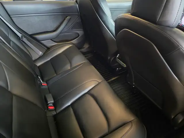 2019 Tesla Model 3 Full Self Driving Package Included! - Photo 21