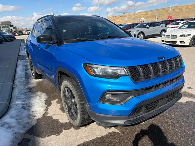 2024 Jeep Compass Altitude 4x4 • One Owner • Remote Start - Photo 9