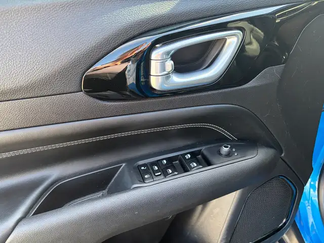 2024 Jeep Compass Altitude 4x4 • One Owner • Remote Start - Photo 11