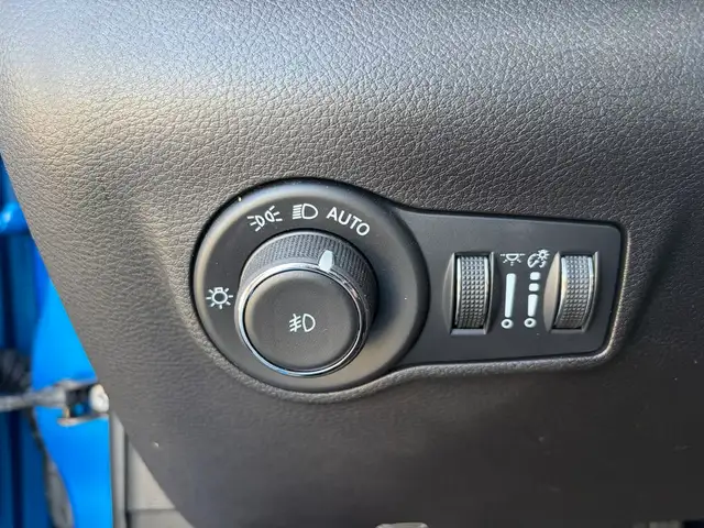 2024 Jeep Compass Altitude 4x4 • One Owner • Remote Start - Photo 14