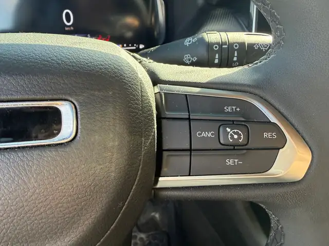 2024 Jeep Compass Altitude 4x4 • One Owner • Remote Start - Photo 17