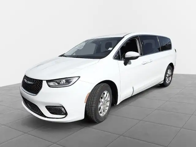 2023 Chrysler Pacifica Touring-L Touring-L | Leather | SAVE $... - Photo 9