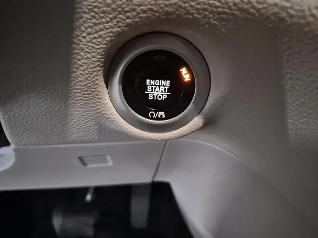 2023 Chrysler Pacifica Touring-L Touring-L | Leather | SAVE $... - Photo 25