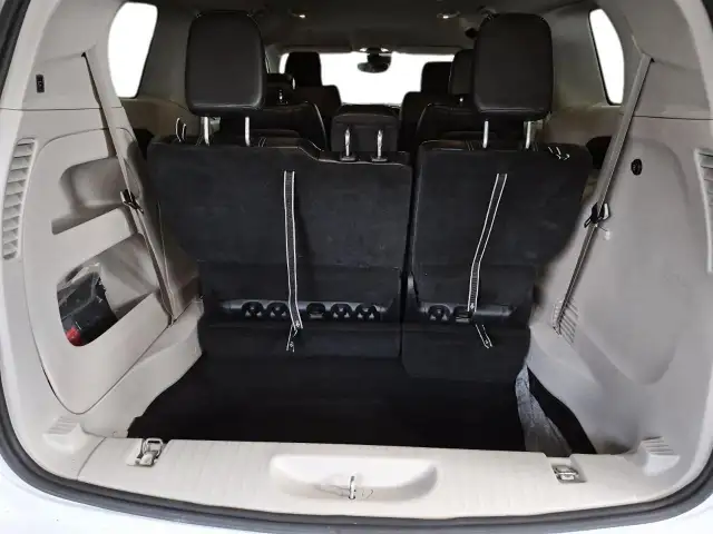 2023 Chrysler Pacifica Touring-L Touring-L | Leather | SAVE $... - Photo 27