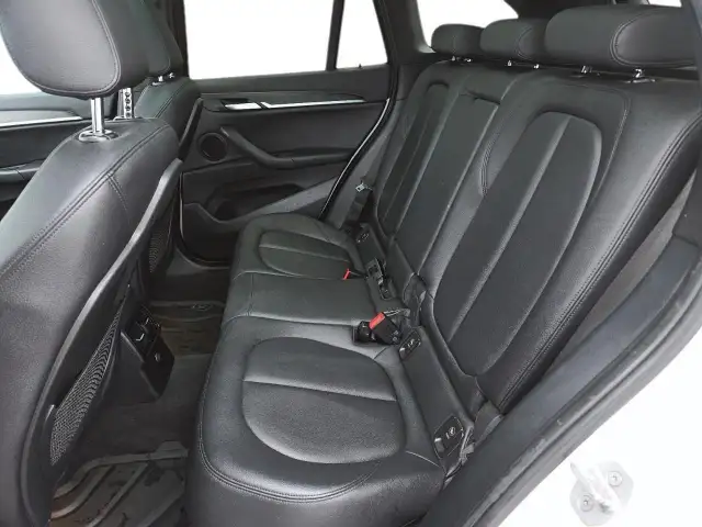 2017 BMW X1 xDrive28i xDrive28i | Leather | Pano sunroof - Photo 10