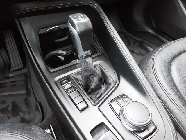 2017 BMW X1 xDrive28i xDrive28i | Leather | Pano sunroof - Photo 17