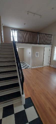 Gravenhurst Stylish 1 bedroom Loft Apartment