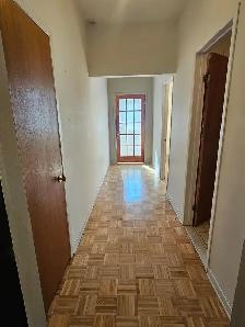 Plateau, 5 ½ près du parc Lafontaine, 2 ch. fermées, $1650