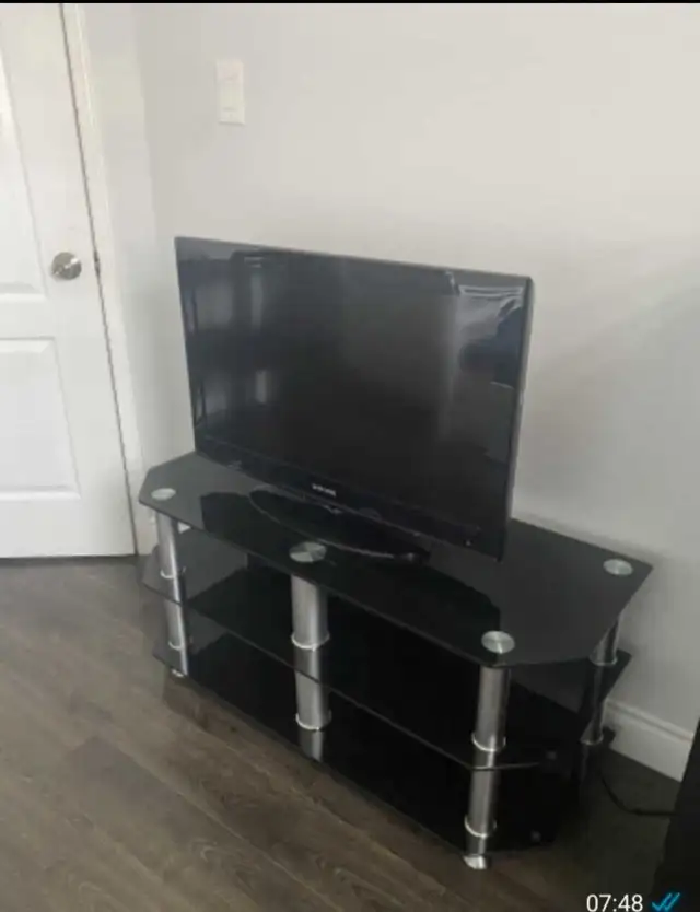 One Furnished Room to Rent in Brampton - Photo 5