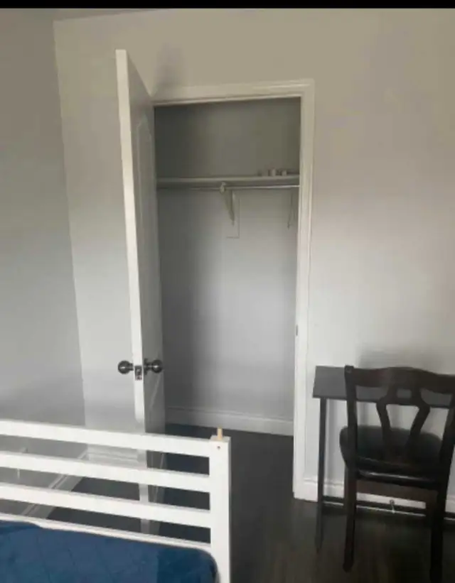 One Furnished Room to Rent in Brampton - Photo 6