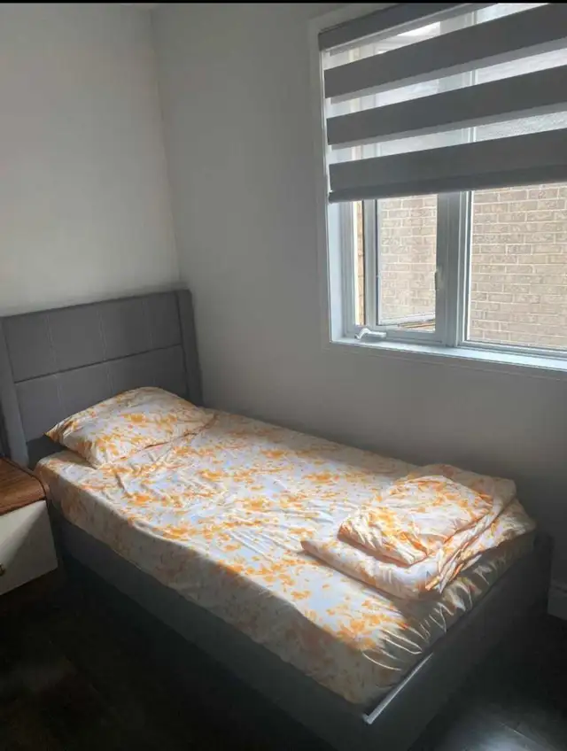 One Private Room to Rent in Dixie and Sandalwood - Photo 4