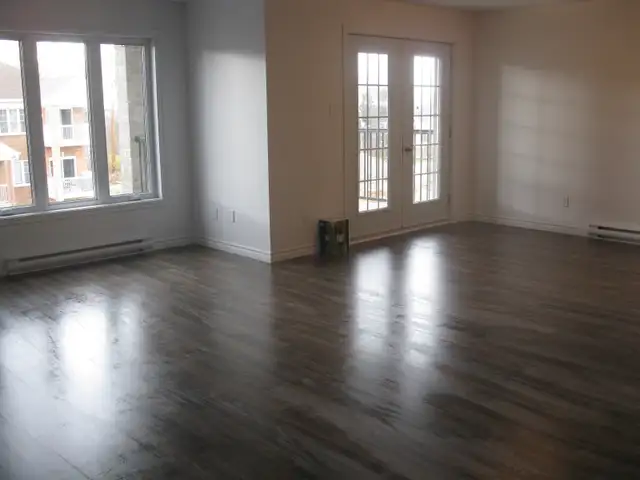 GRAND 5 1/2 À LOUER POUR 1ER JUILLET - Photo 4