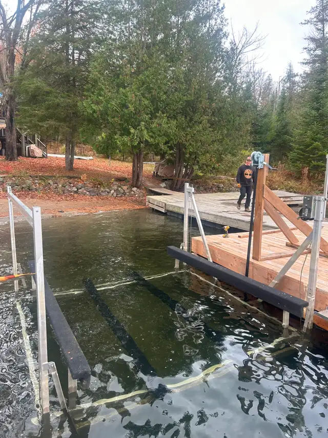 Power Boat lift for sale – Bertrand Multimaster 3400