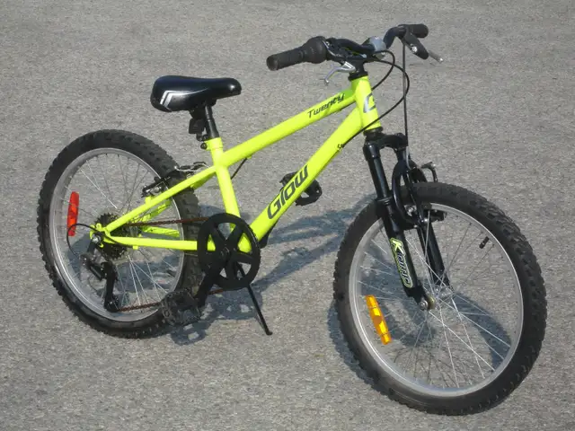 GREAT SHAPE OVERALL BOY'S 20' GLOW 7 SPEED WITH SUSPENSION!