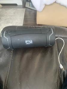 BOSS BLUETOOTH WEATHER PROOF AUDIO SYSTEM