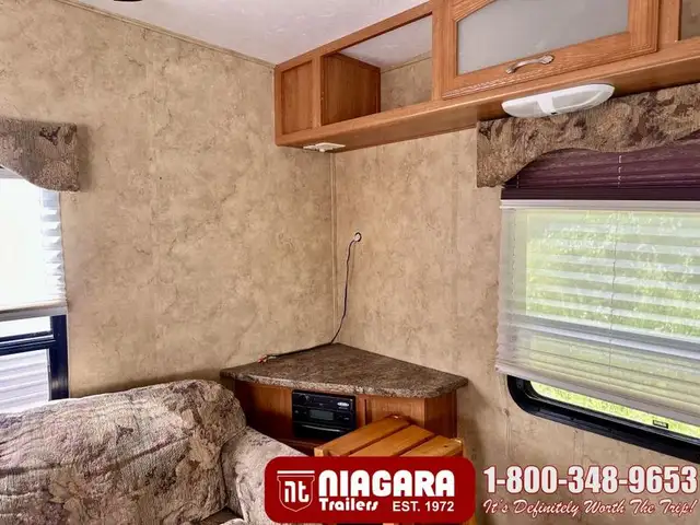 2008 KEYSTONE COUGAR 311RLS Fifth Wheel - Photo 10