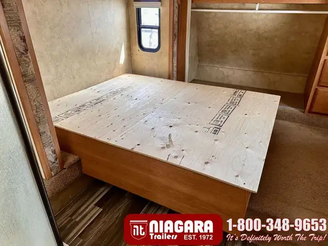 2008 KEYSTONE COUGAR 311RLS Fifth Wheel - Photo 19